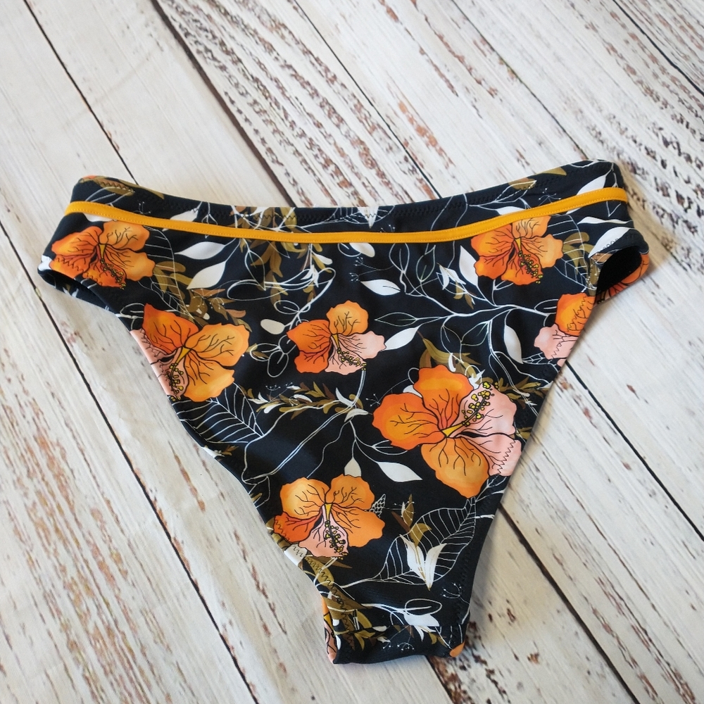 Cupshe  Size M black Floral French Cut Bikini Bottom:    E